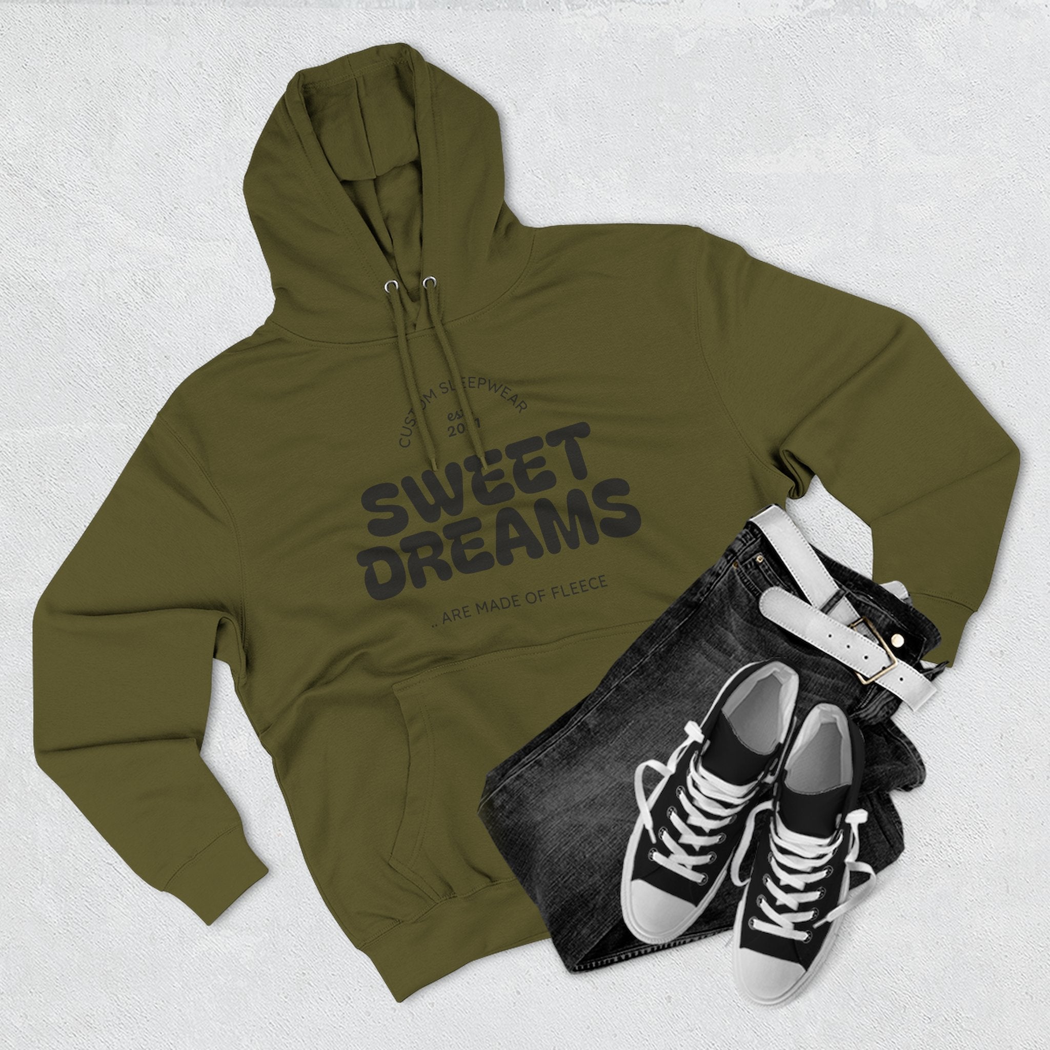 Sweet Dreams Hoodie — Cozy Fleece Pullover with Retro Script