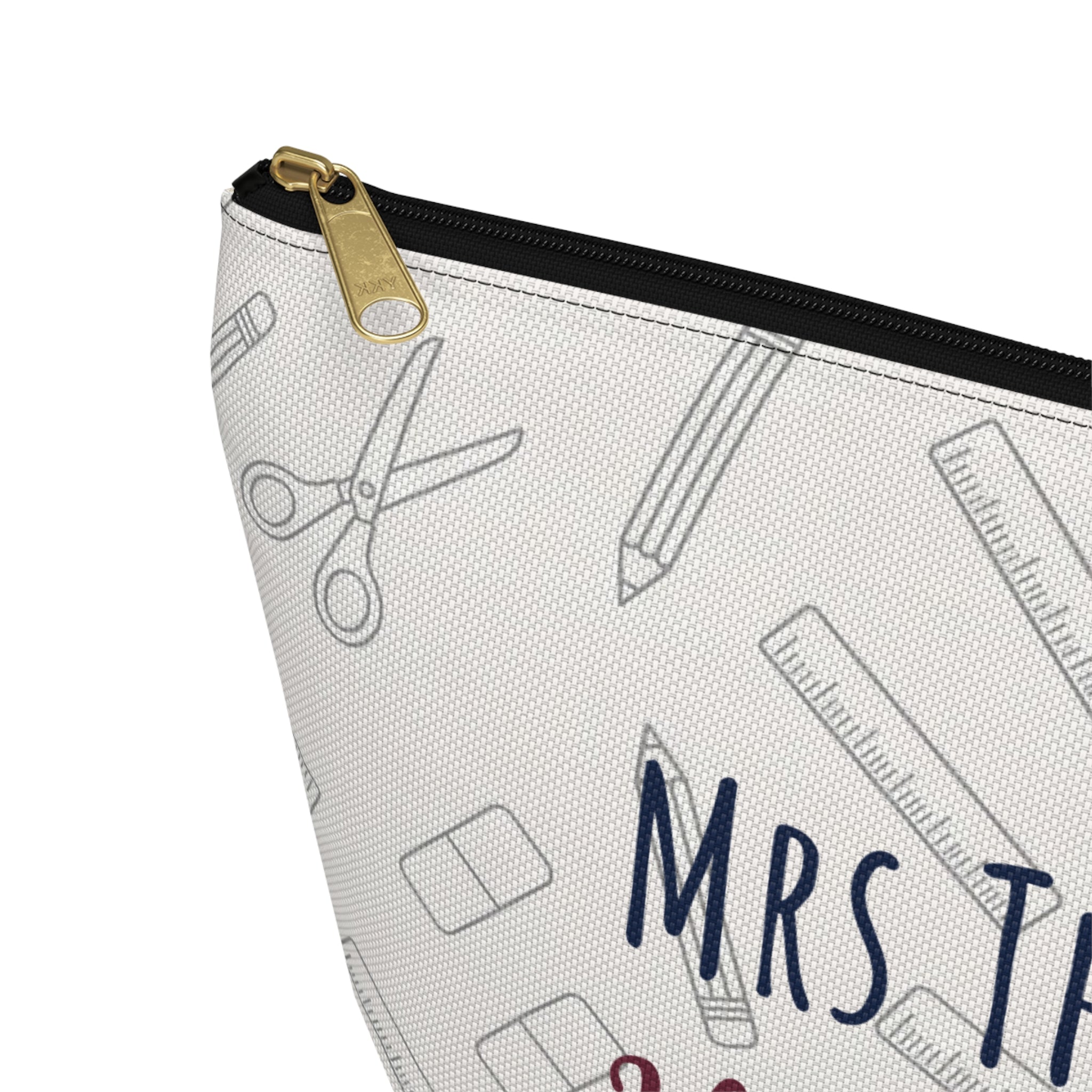 Personalized Teacher Gift Pouch – Custom Name Makeup Bag for Teachers