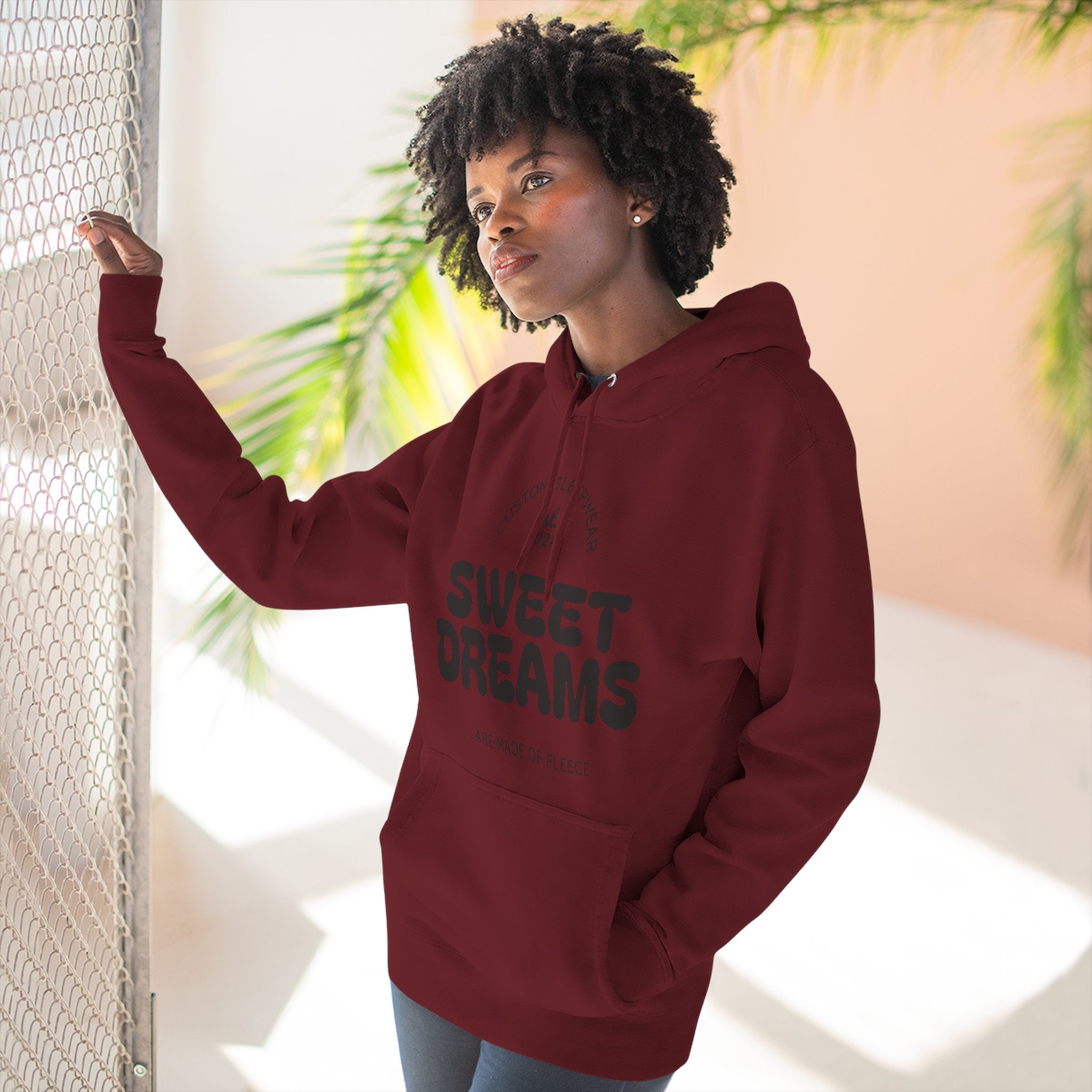 Sweet Dreams Hoodie — Cozy Fleece Pullover with Retro Script