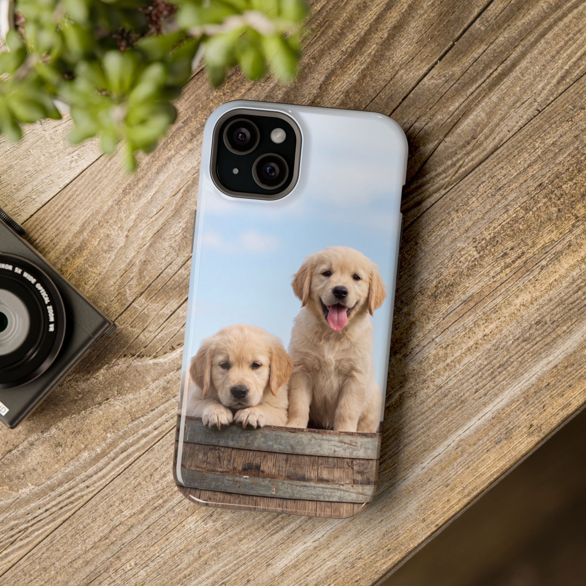 Golden Retriever Puppy Duo Phone Case — Impact-Resistant Wireless Charging Cover