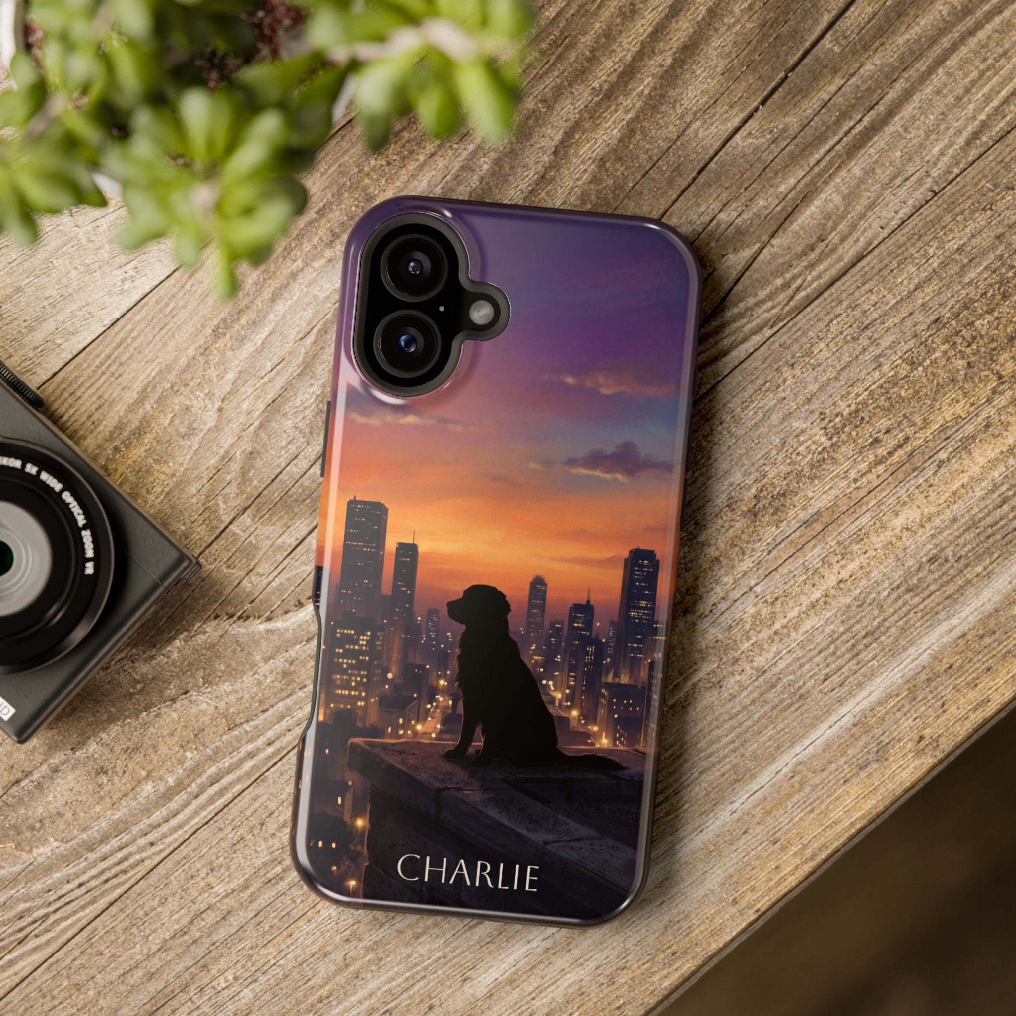 Personalized Golden Retriever City Skyline Phone Case — Wireless Charging Cover