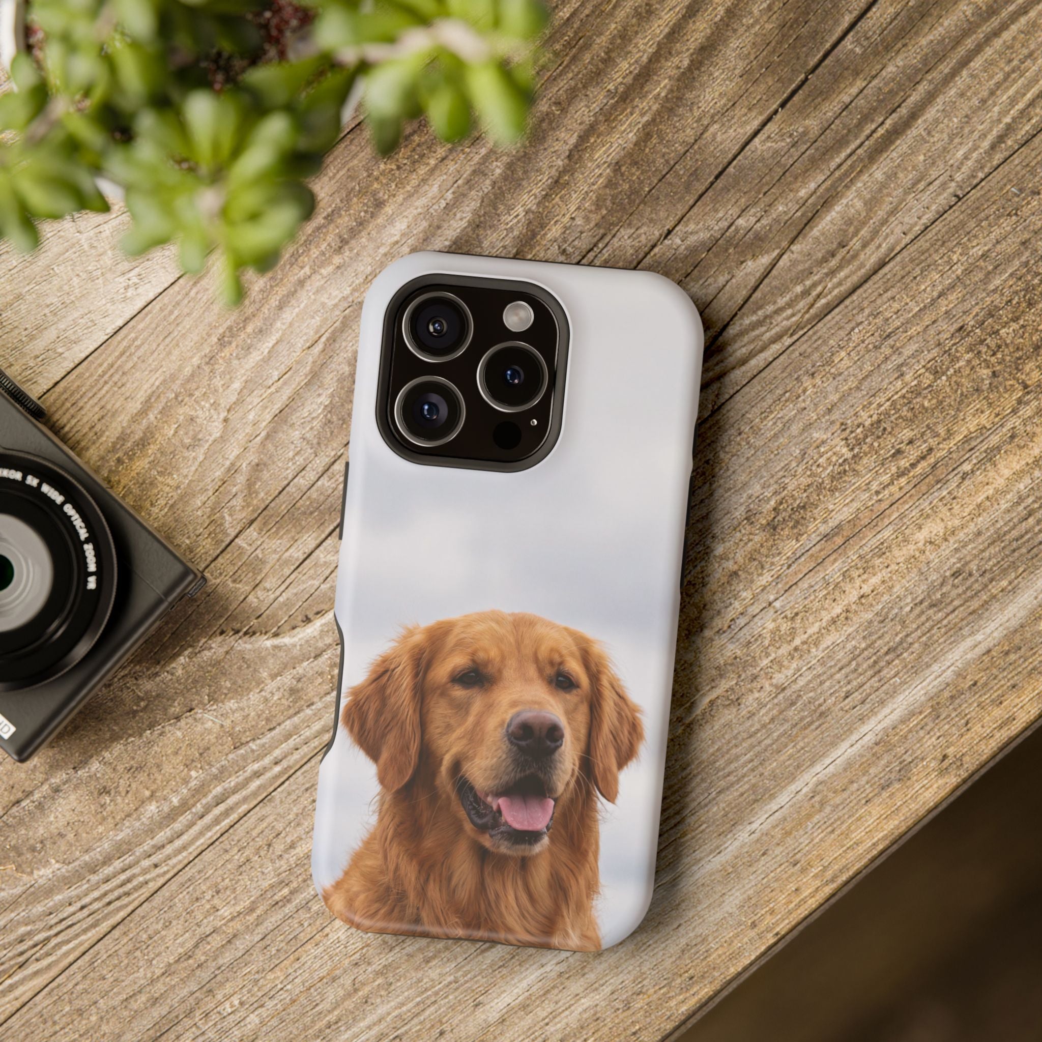 Golden Retriever Phone Case — Impact-Resistant Wireless Charging Cover