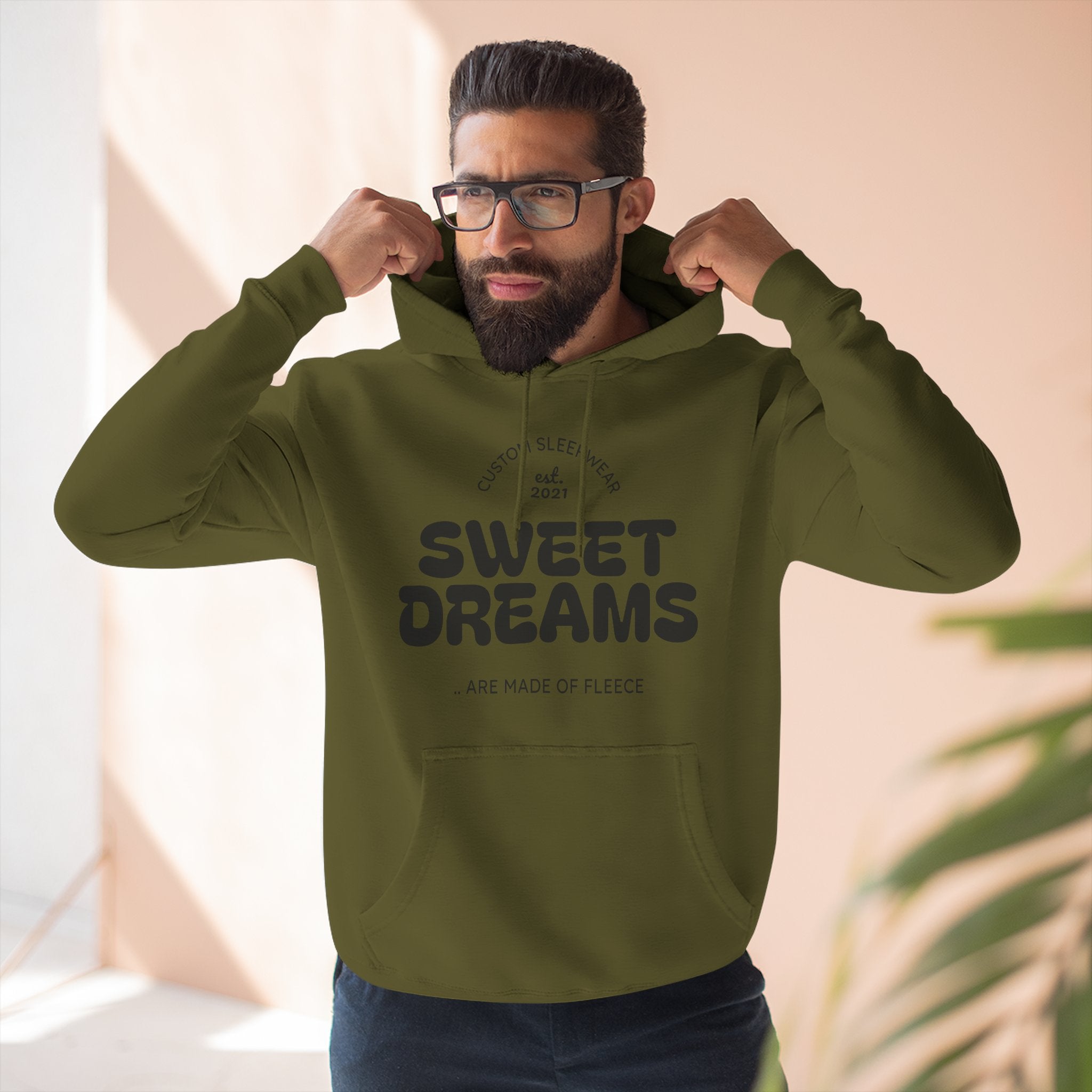 Sweet Dreams Hoodie — Cozy Fleece Pullover with Retro Script
