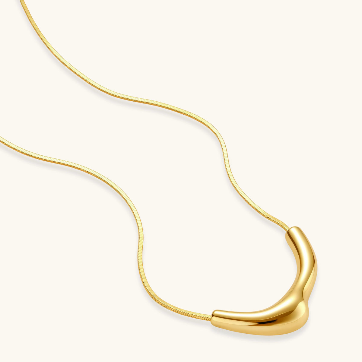 Curve Statement Necklace