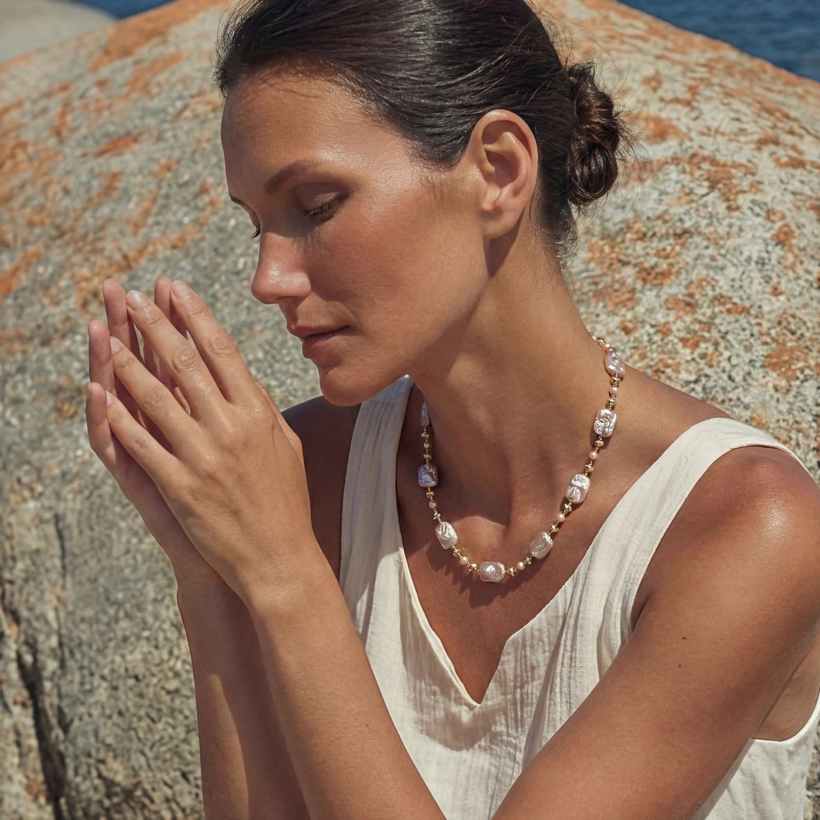 Iridescent Pearl Chain Necklace