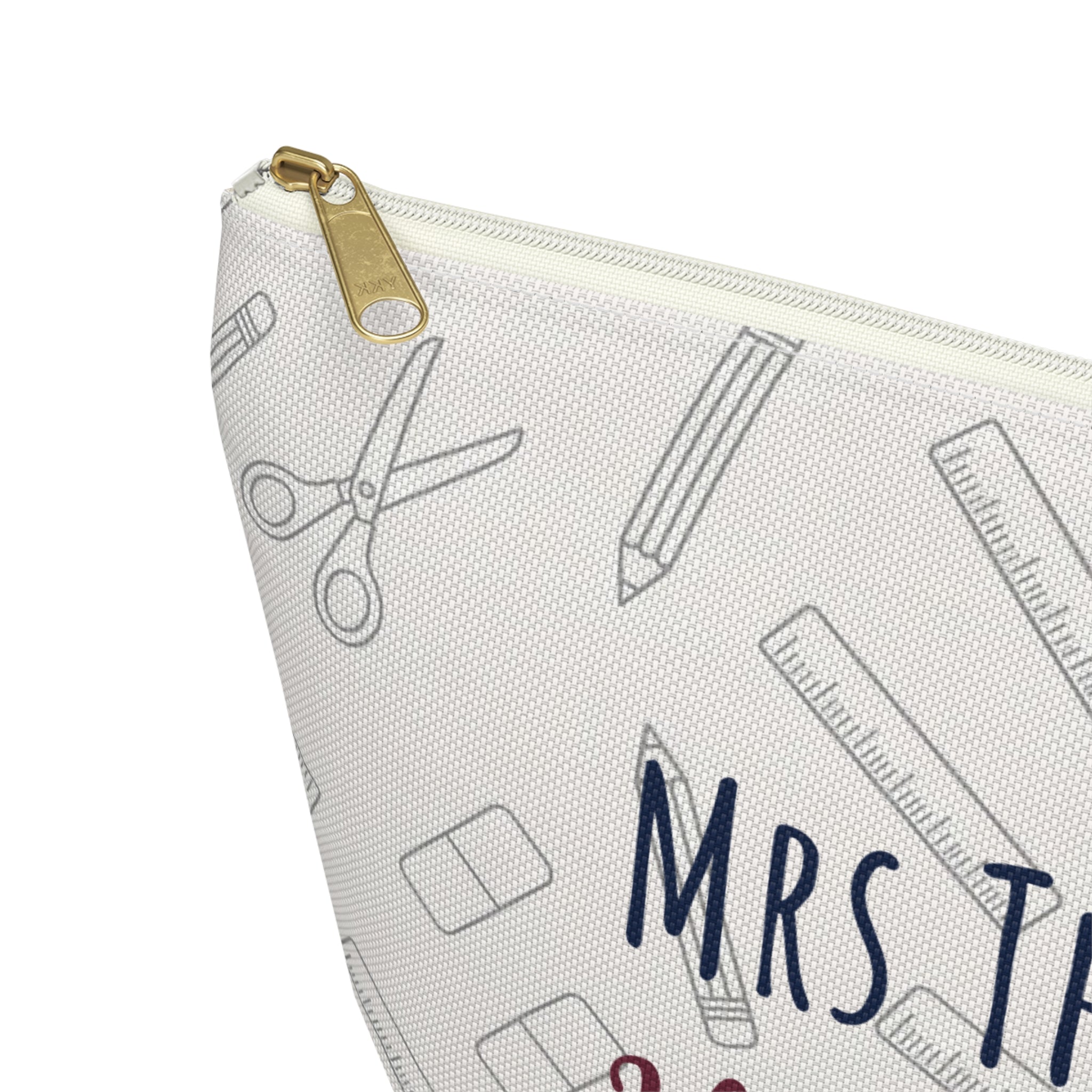 Personalized Teacher Gift Pouch – Custom Name Makeup Bag for Teachers
