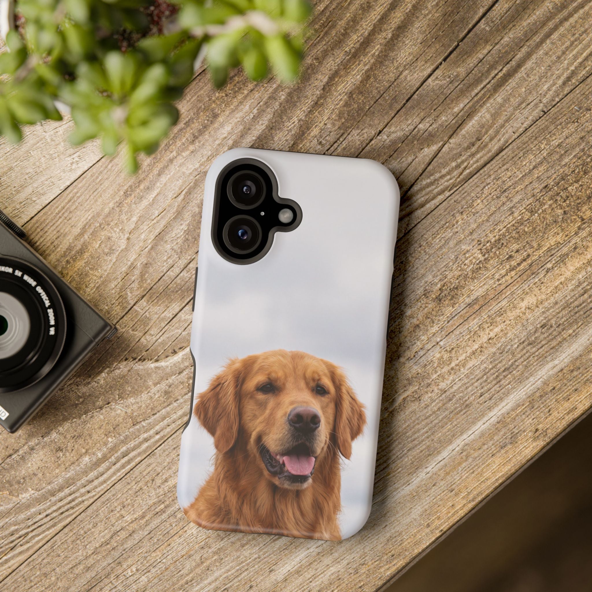 Golden Retriever Phone Case — Impact-Resistant Wireless Charging Cover