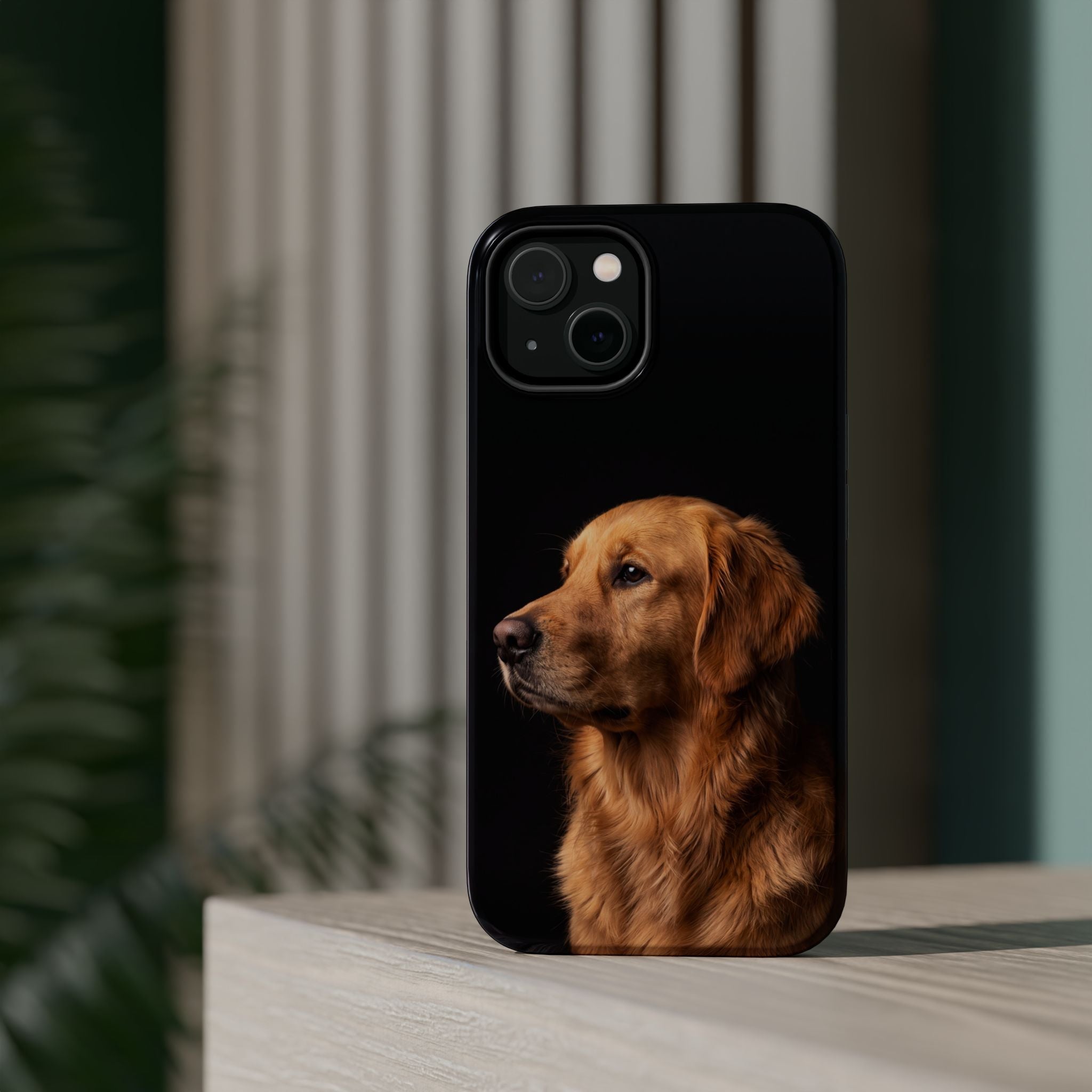Golden Retriever Portrait Phone Case — Impact-Resistant Wireless Charging Cover