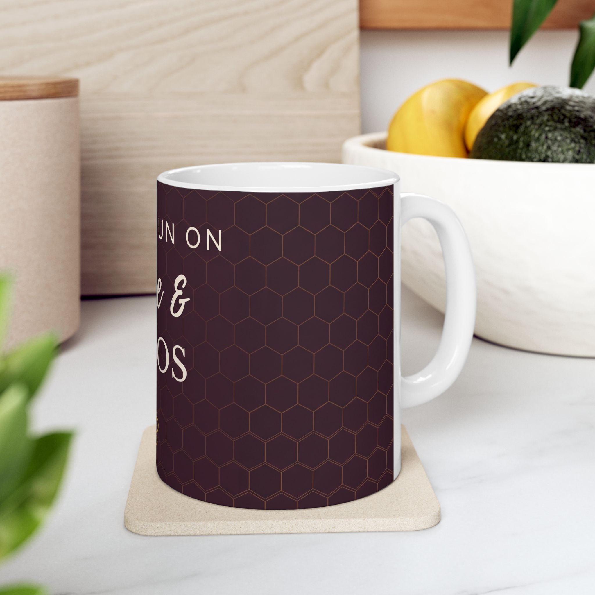 Nurse Mug – Nurses run on coffee & chaos – Nurse Appreciation Gift – Coffee Mug for Nurses – Gift for Her