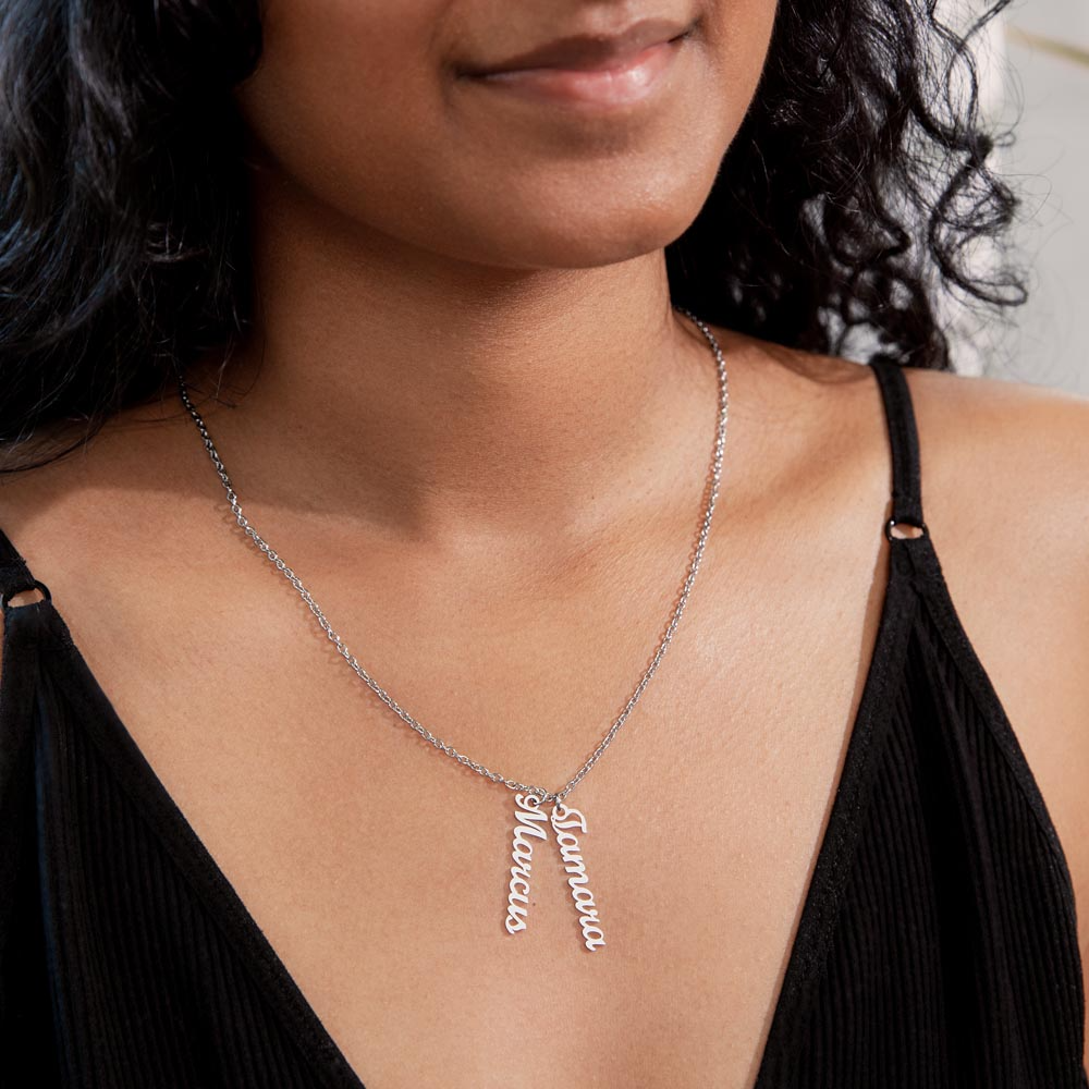 Custom Family Name Necklace – Vertical Cursive Pendant, Personalized Gift