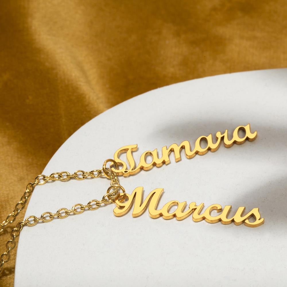 Custom Family Name Necklace – Vertical Cursive Pendant, Personalized Gift